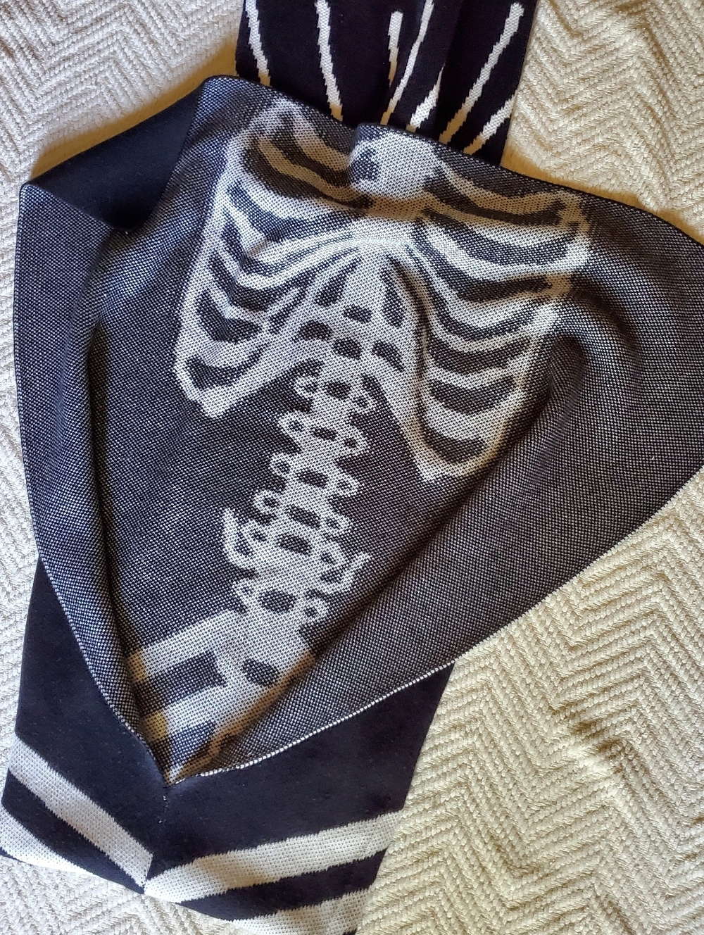 Gothic Skeleton Mermaid Blanket Adult Size - Picture 8 of 8